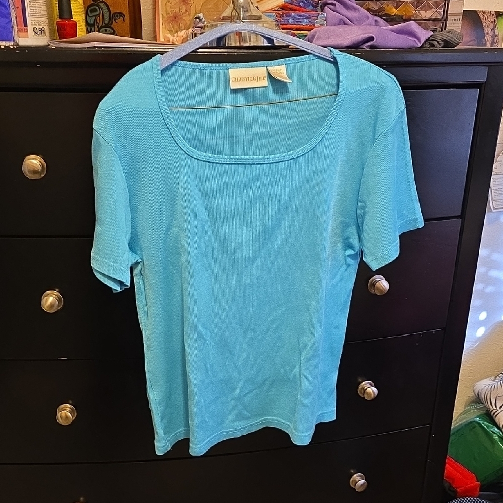 CHRISTIE & JILL Scoop Neck Blouse